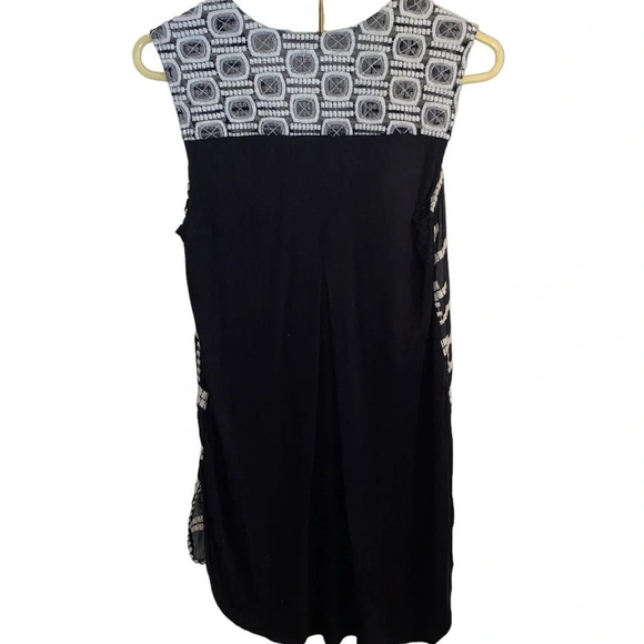 Anthropologie brand tiny , Embroiderd black and off white Chaparral Tank - Picture 8 of 11